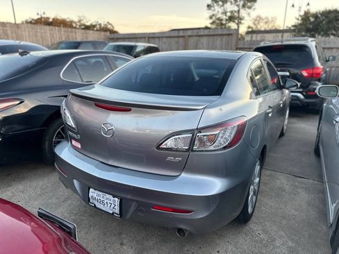 Used 2010 MAZDA MAZDA3 s Grand Touring FWD image 3