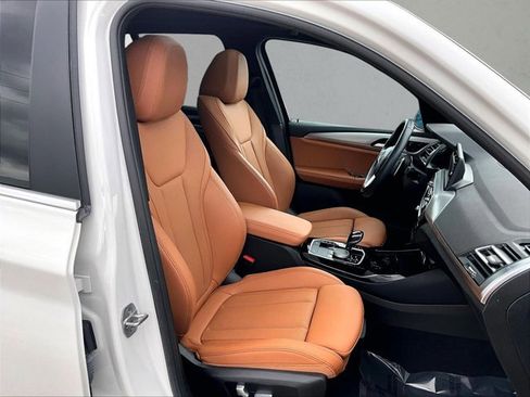 Used 2023 BMW X3 sDrive30i w/ Convenience Package image 9