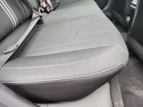 Certified 2021 Hyundai Elantra SEL w/ Convenience Package FWD image 30