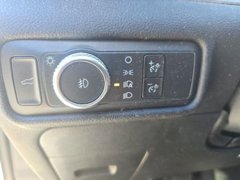 Used 2021 Ford Explorer Limited w/ Equipment Group 301A image 14