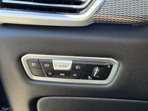 Used 2021 BMW X6 xDrive40i w/ M Sport Package image 17