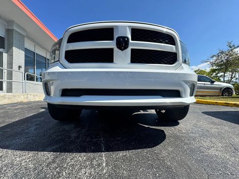 Used 2017 RAM 1500 Express w/ Express Value Package RWD image 10