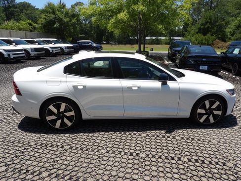 Certified 2025 Volvo S60 T8 Plus AWD/4WD image 9