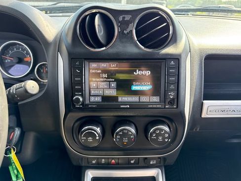 Used 2017 Jeep Compass High Altitude AWD/4WD image 25