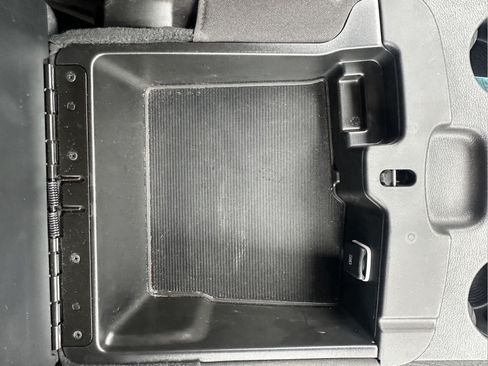 Used 2025 RAM 2500 Big Horn AWD/4WD image 21