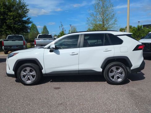 Certified 2022 Toyota RAV4 XLE w/ Convenience Package image 3