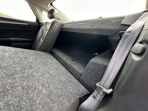 Used 2014 Ford Fusion Titanium image 29