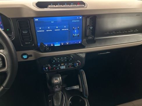 Used 2023 Ford Bronco Wildtrak AWD/4WD image 17