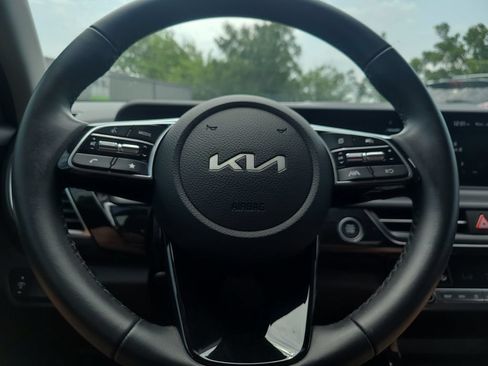 Used 2025 Kia Seltos S FWD image 23