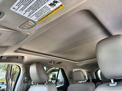 Certified 2023 Ford Explorer Limited w/ Limited Technology Package RWD image 22