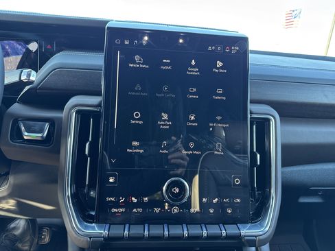 Used 2026 GMC Yukon Denali Ultimate w/ LPO, Floor Liner Package image 24