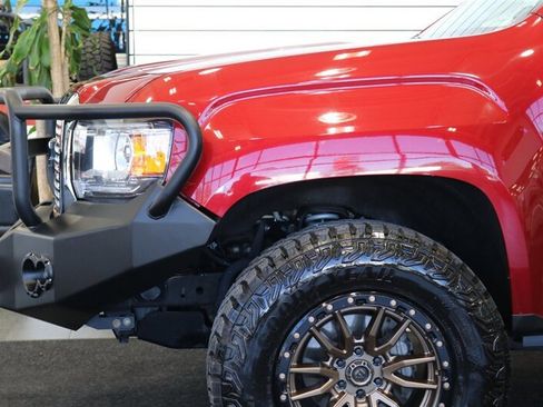 Used 2020 GMC Canyon Denali AWD/4WD image 36