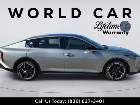 New 2025 Kia K4 GT-Line w/ GT-Line Premium Package image 8