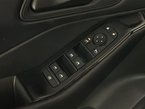 Certified 2025 Nissan Rogue S FWD image 26