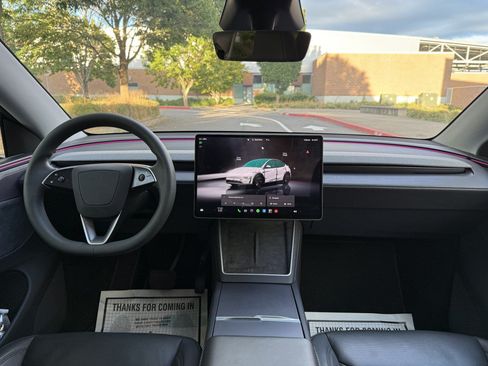 Used 2026 Tesla Model Y Long Range RWD image 24