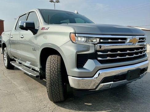 Used 2025 Chevrolet Silverado 1500 LTZ image 2