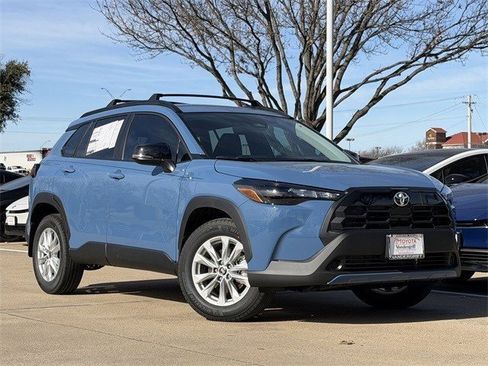 New 2026 Toyota Corolla Cross LE image 2