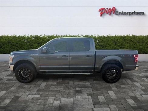 Used 2019 Ford F150 Lariat w/ Trailer Tow Package image 4