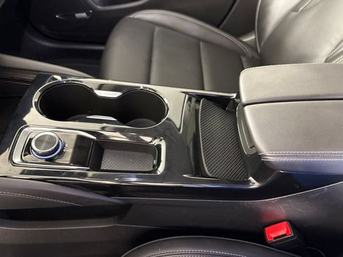 Certified 2024 Buick Envision Preferred AWD/4WD image 37