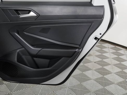 Used 2023 Volkswagen Jetta Sport FWD image 41
