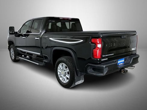 Certified 2024 Chevrolet Silverado 2500 High Country w/ Technology Package image 7
