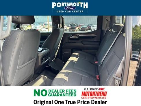 Used 2023 Chevrolet Silverado 1500 LT Trail Boss w/ Convenience Package II image 5