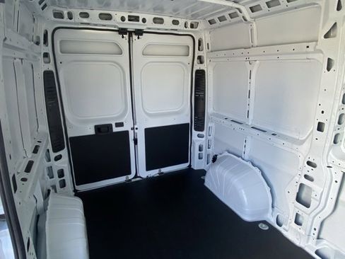 New 2026 RAM ProMaster 2500 w/ Convenience Group image 11