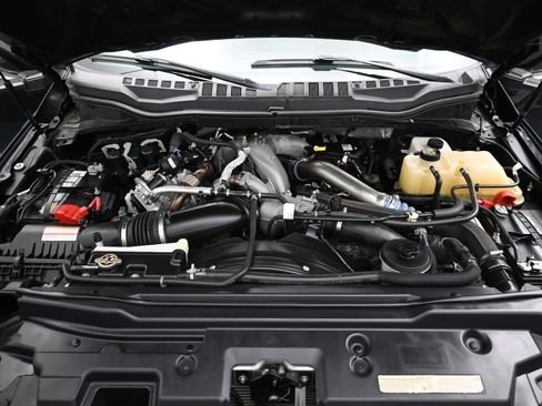 Used 2022 Ford F350 King Ranch w/ Chrome Package image 7