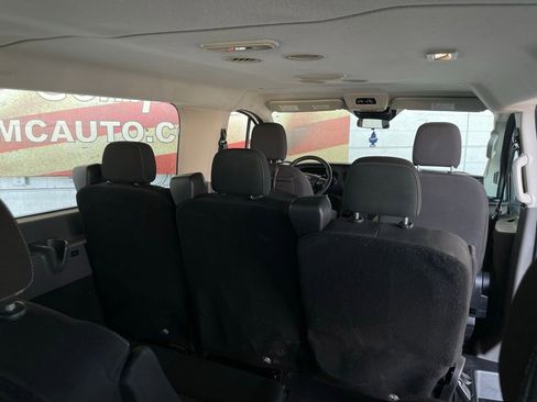 Used 2021 Ford Transit 350 XLT image 26