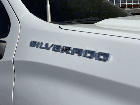 Used 2022 Chevrolet Silverado 1500 Custom RWD image 4