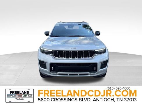 New 2025 Jeep Grand Cherokee L Overland w/ Luxury Tech Group IV AWD/4WD image 2
