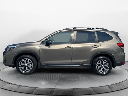 Used 2021 Subaru Forester Premium w/ Popular Package #1 AWD/4WD image 2
