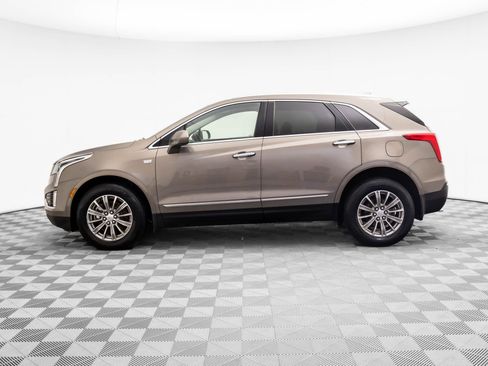 Used 2018 Cadillac XT5 Luxury image 2