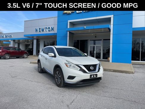 Used 2017 Nissan Murano S image 1