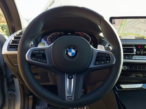 New 2025 BMW X4 xDrive30i w/ Premium Package image 11