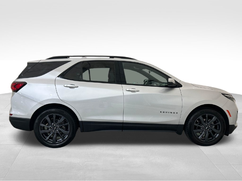 Used 2022 Chevrolet Equinox RS w/ RS Leather Package FWD image 7