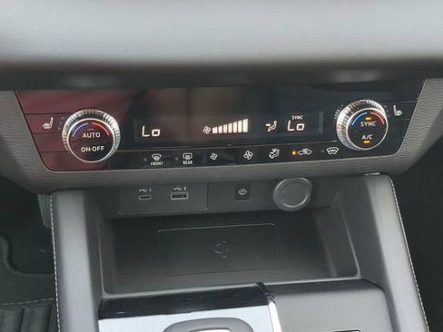 New 2026 Nissan Rogue SL AWD/4WD image 21