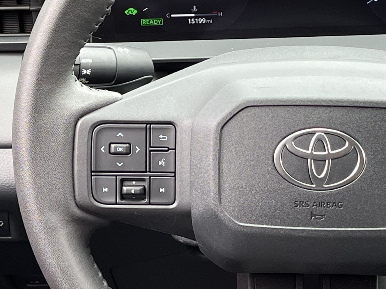 Used 2026 Toyota RAV4 XLE Premium FWD image 12