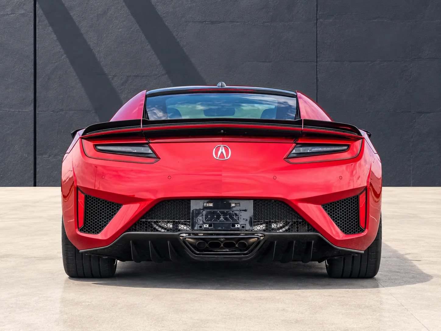 Used 2019 Acura NSX AWD/4WD image 4