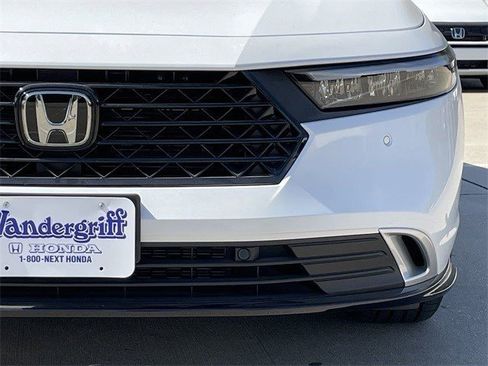 New 2025 Honda Accord Touring image 8