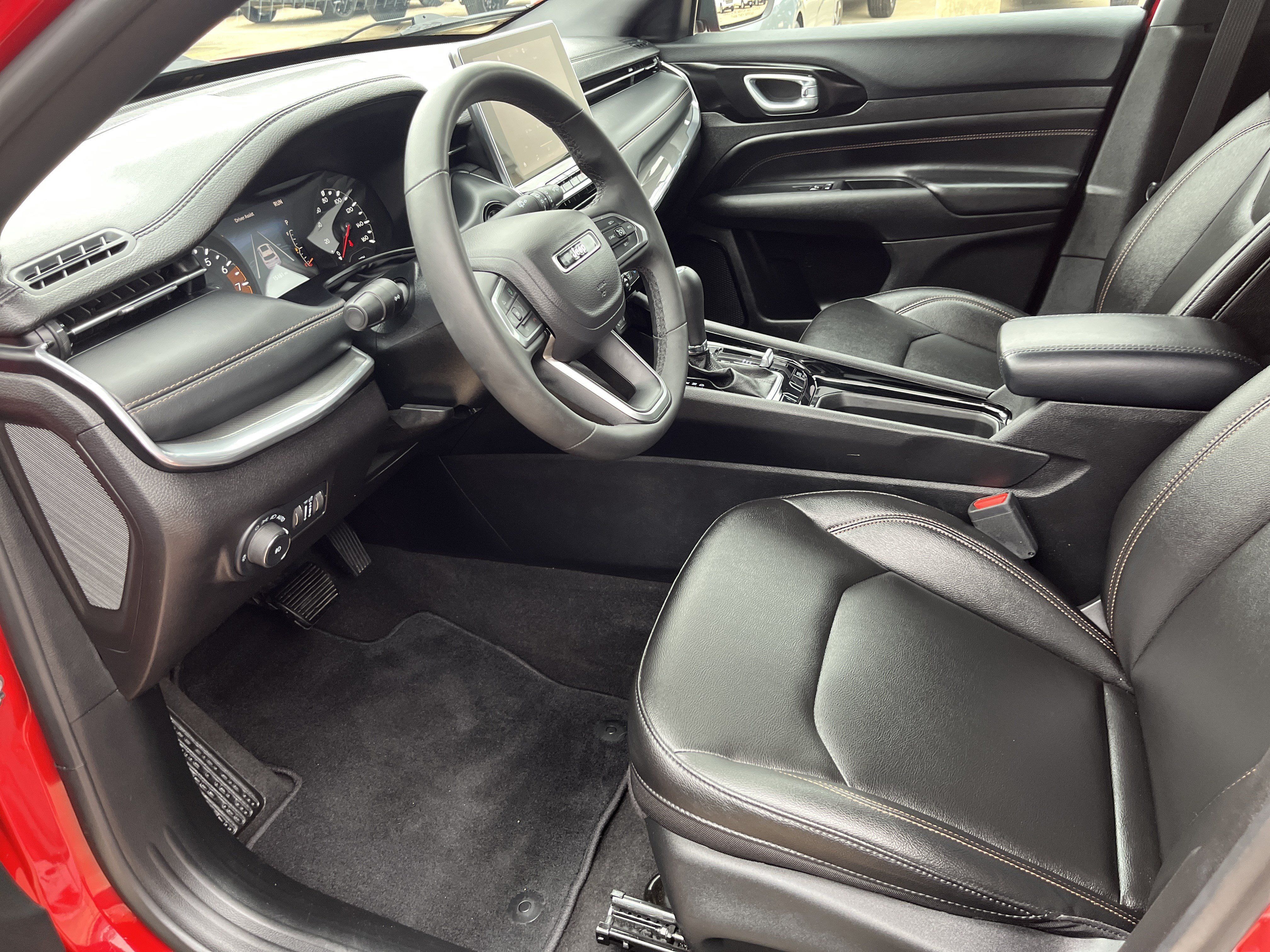 Used 2024 Jeep Compass Limited AWD/4WD image 8