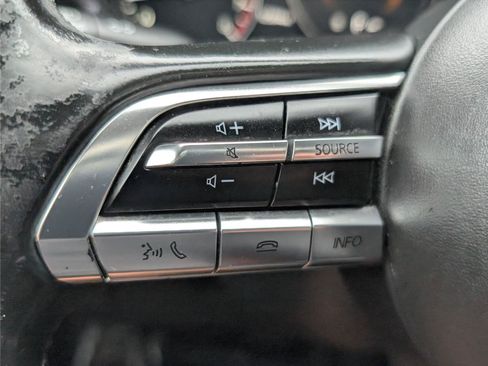 Used 2021 MAZDA MAZDA3 s FWD image 19