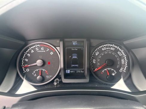 Used 2022 Toyota Tacoma SR w/ SR Convenience Package RWD image 23