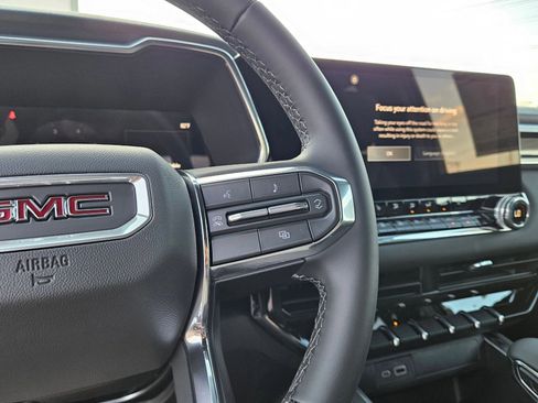 New 2026 GMC Canyon Elevation AWD/4WD image 12