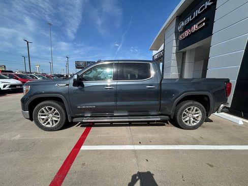 Used 2020 GMC Sierra 1500 SLT RWD image 2