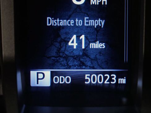 Used 2022 Toyota Tacoma TRD Off-Road w/ Technology Package AWD/4WD image 23