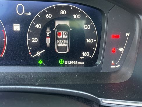 Used 2024 Honda Civic Sport Touring image 19
