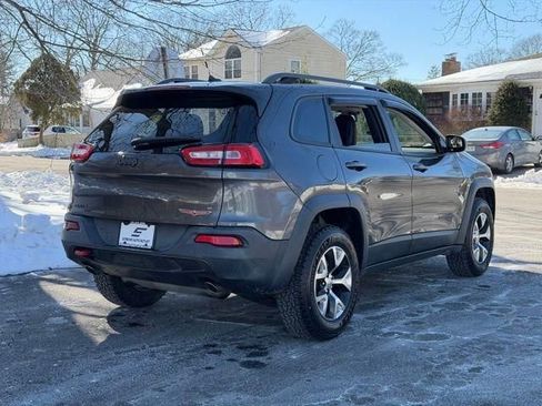 Used 2014 Jeep Cherokee Trailhawk w/ Leather Interior Group AWD/4WD image 11