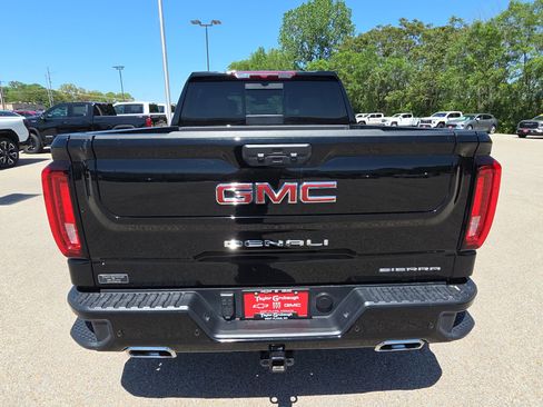 Certified 2025 GMC Sierra 1500 Denali AWD/4WD image 7