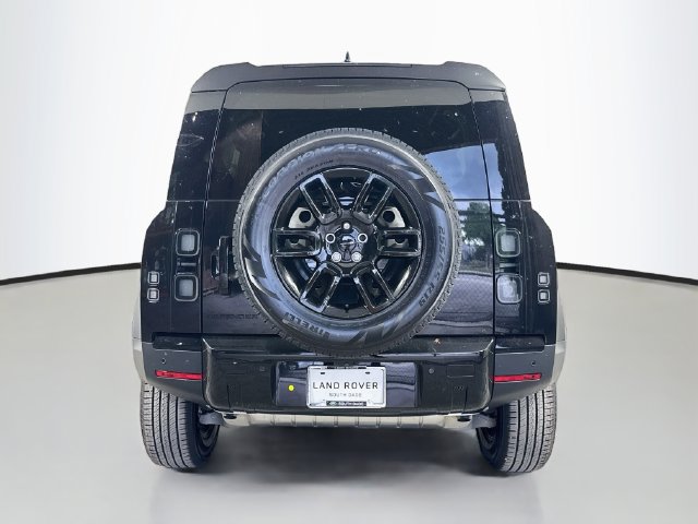 New 2026 Land Rover Defender 110 S AWD/4WD image 6